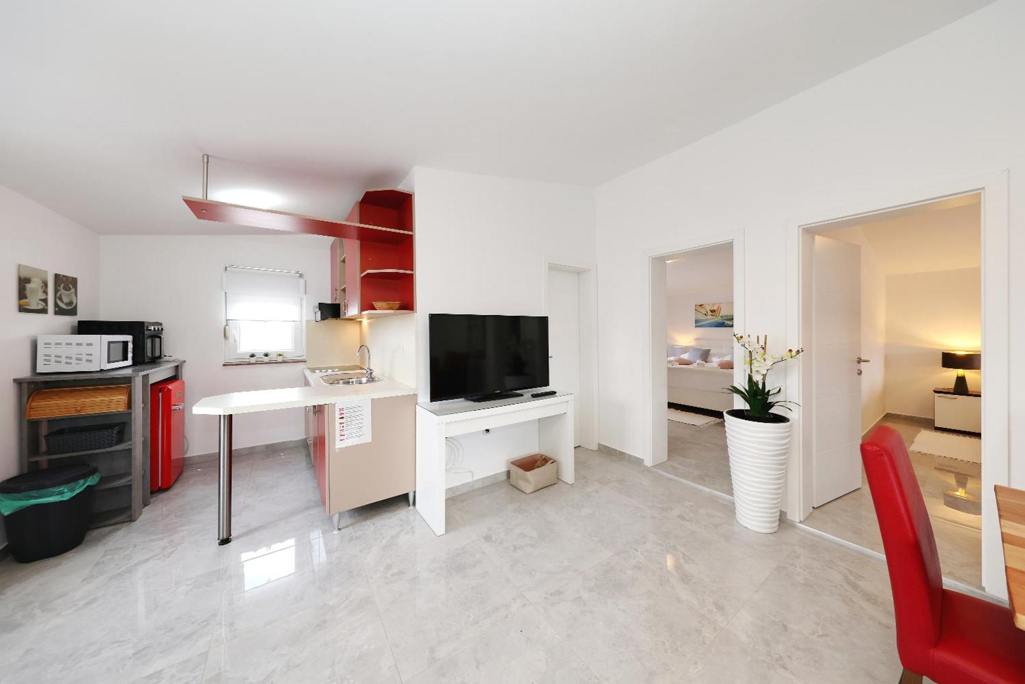 Apartments Rosini, 300M From The Beach With Shared Tavern And Bikes, Nin Exterior photo